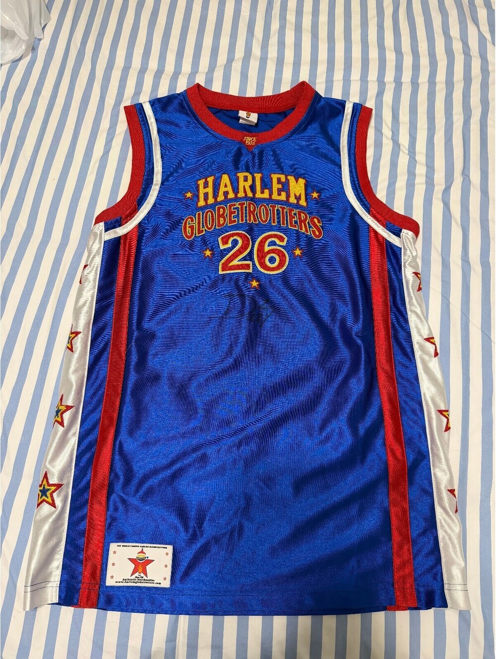 Signed Globetrotters #26 Jersey